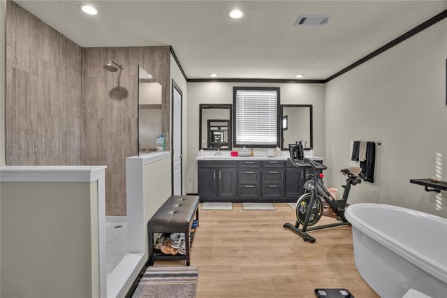 2032 Avenue L, Anson, TX 79501