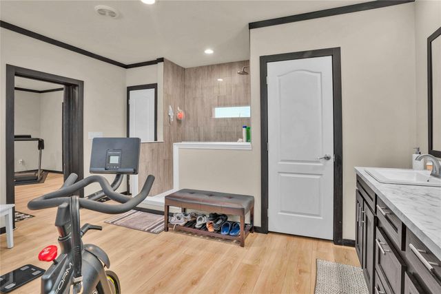 2032 Avenue L, Anson, TX 79501