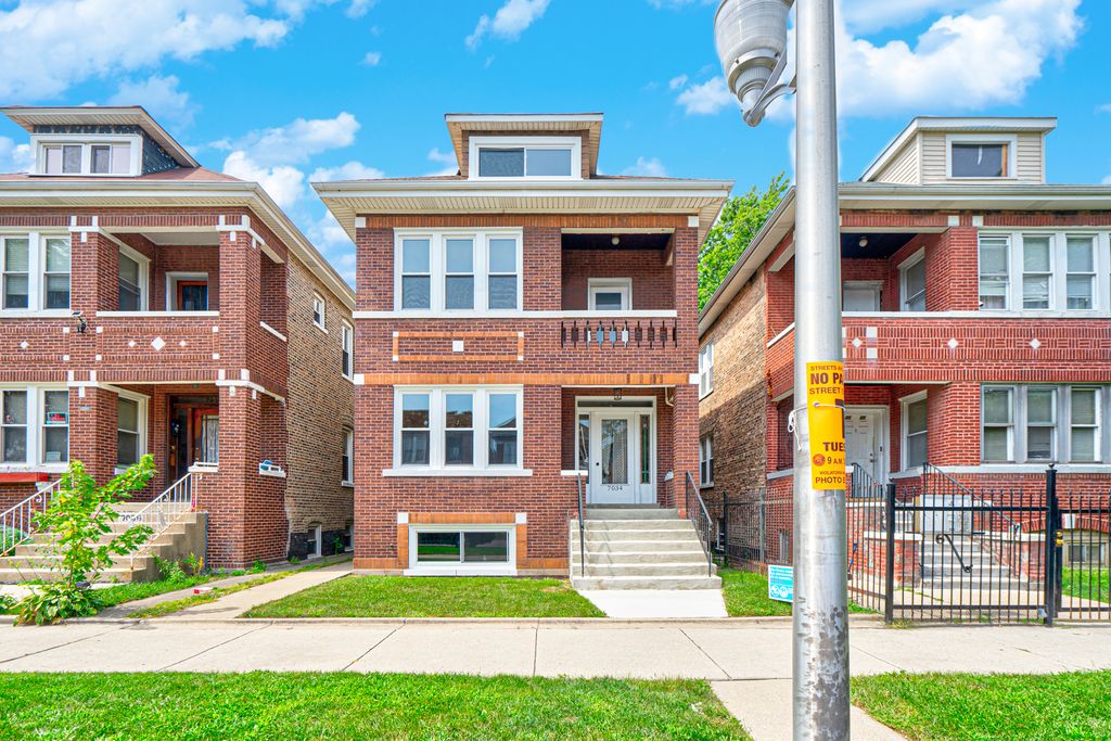 7034 S Artesian Avenue, Chicago, IL 60629