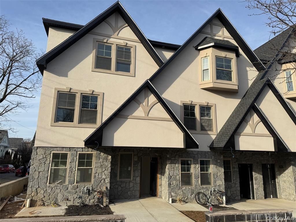 65 W 2nd Street 5, Mount Vernon, NY 10550 — exterior