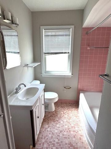 907 Bruce Street, Ann Arbor, MI 48103