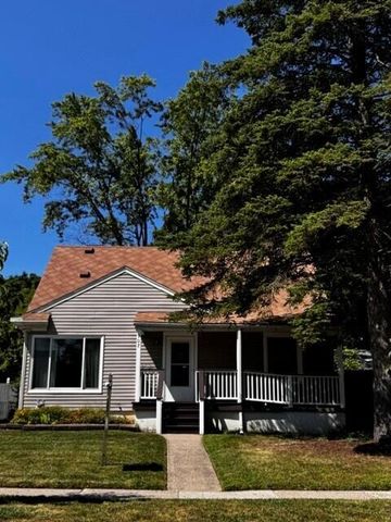 907 Bruce Street, Ann Arbor, MI 48103