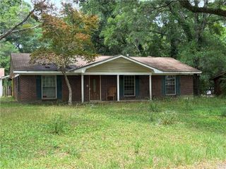 7030 Laverne Drive S, Mobile, AL 36618