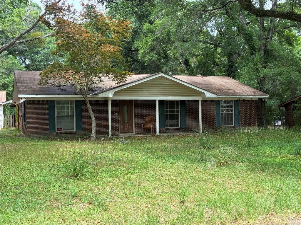 7030 Laverne Drive S, Mobile, AL 36618