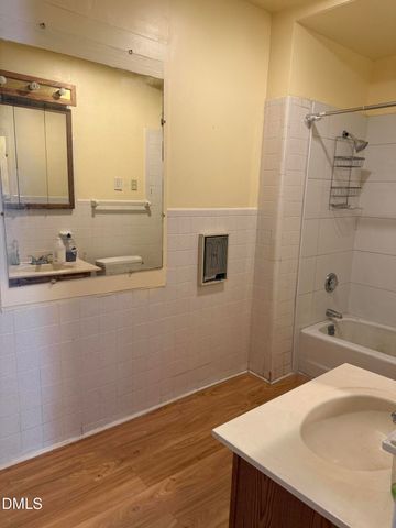 116 Glenwood Drive, Burlington, NC 27215