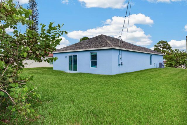 1962 SE GENA Road, Port St. Lucie, Port St Lucie, FL 34952