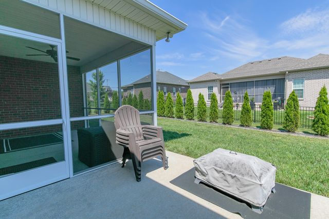 531 Dottie Dr, Gallatin, TN 37066