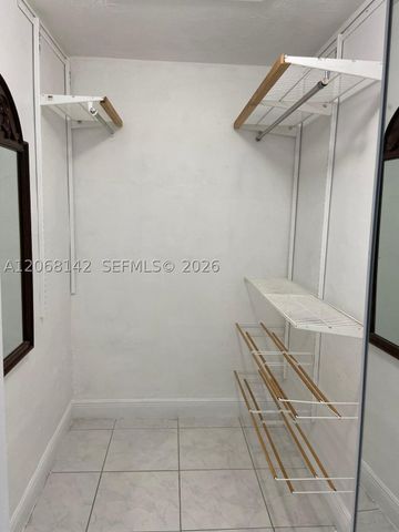 3905 SW 78th Ct 205, Miami, FL 33155