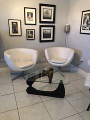 3905 SW 78th Ct 205, Miami, FL 33155