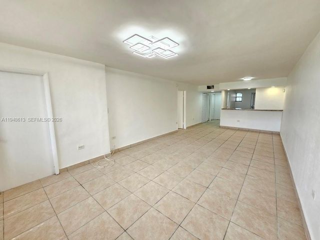 441 NE 195th St 105, Miami, FL 33179