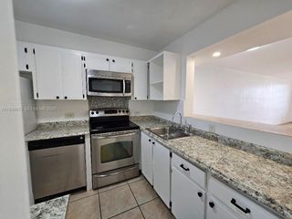 441 NE 195th St 105, Miami, FL 33179