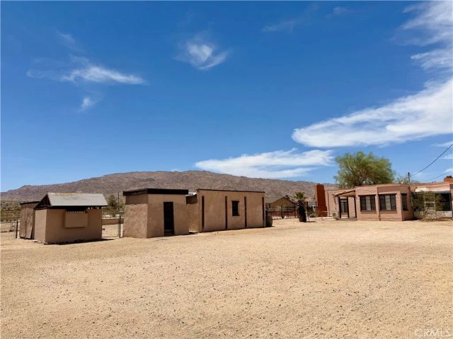 6591 N Star, 29 Palms, CA 92277