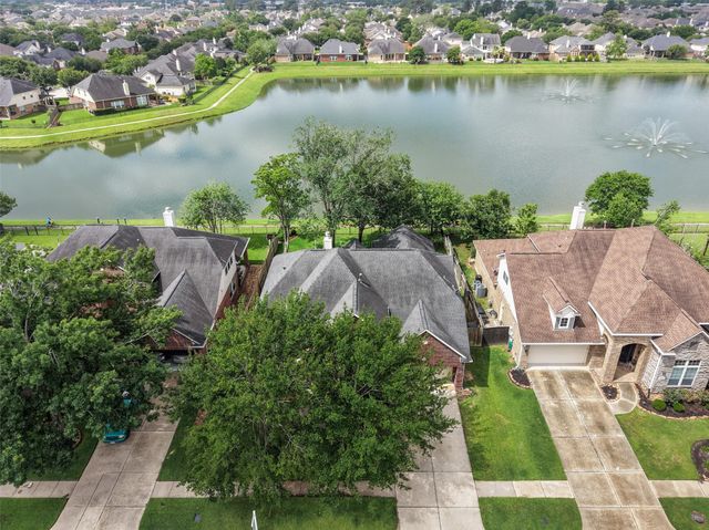 19503 Country Village Drive, Spring, TX 77388