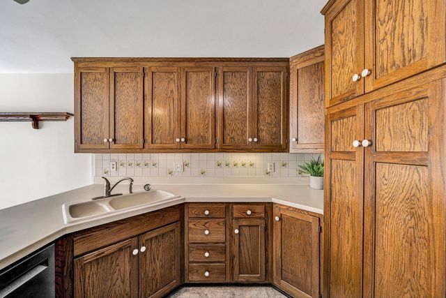 S 2518 Clearing RD, Salem, VA 24153