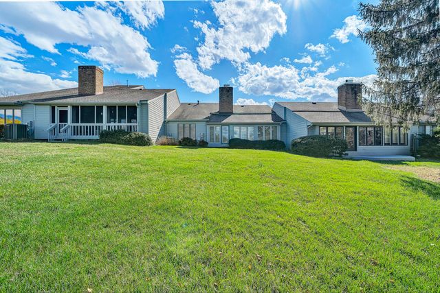 S 2518 Clearing RD, Salem, VA 24153