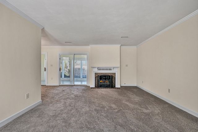 S 2518 Clearing RD, Salem, VA 24153