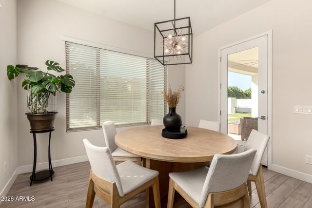 10337 E TRILLIUM Avenue, Mesa, AZ 85212