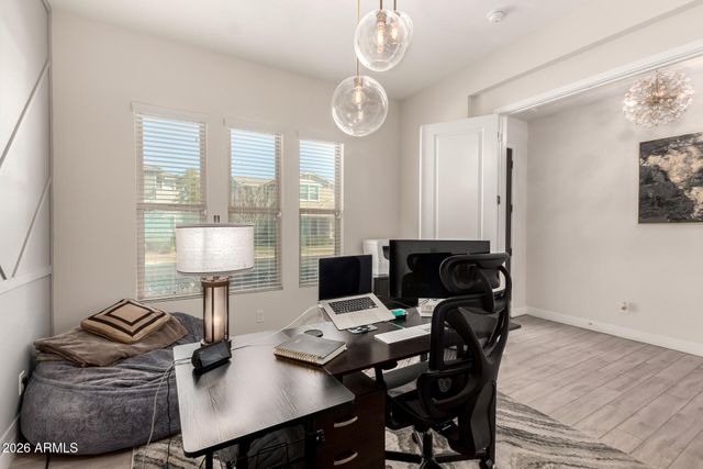 10337 E TRILLIUM Avenue, Mesa, AZ 85212