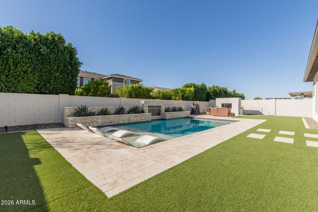 10337 E TRILLIUM Avenue, Mesa, AZ 85212