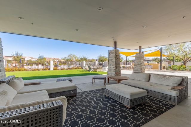 10337 E TRILLIUM Avenue, Mesa, AZ 85212