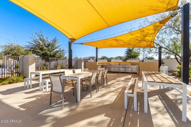 10337 E TRILLIUM Avenue, Mesa, AZ 85212