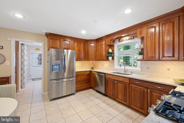 13820 FLINT ROCK RD, Rockville, MD 20853