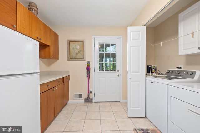 13820 FLINT ROCK RD, Rockville, MD 20853