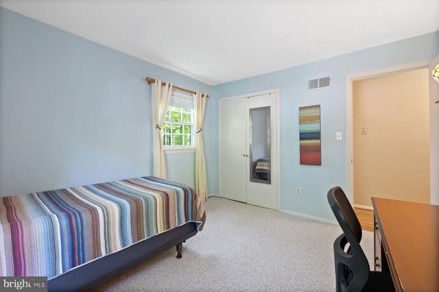 13820 FLINT ROCK RD, Rockville, MD 20853