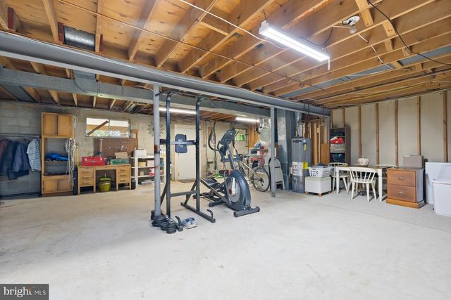 13820 FLINT ROCK RD, Rockville, MD 20853