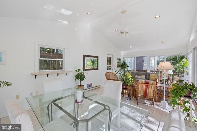 13820 FLINT ROCK RD, Rockville, MD 20853