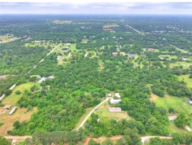 6001 Sandyhill Road, Choctaw, OK 73020