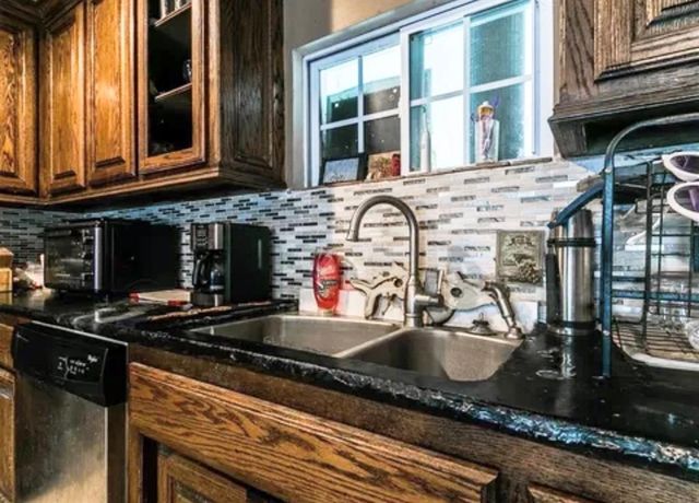 6001 Sandyhill Road, Choctaw, OK 73020