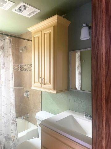 6001 Sandyhill Road, Choctaw, OK 73020