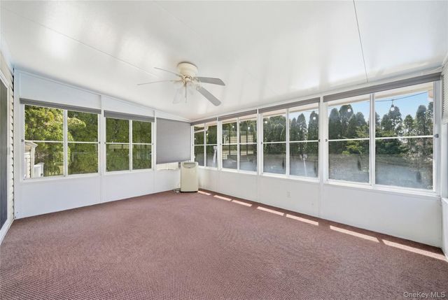 32 46th Street, Islip, NY 11751