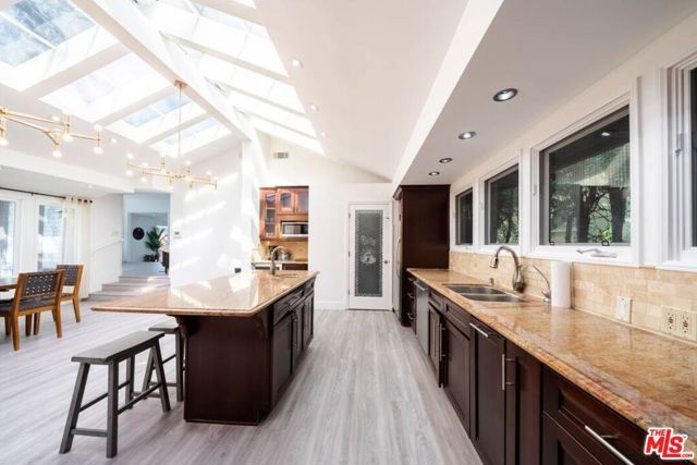 11331 Isleta Street, Los Angeles, CA 90049