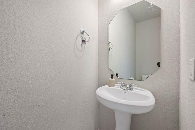 2304 S Lakeline BLVD 384, Cedar Park, TX 78613