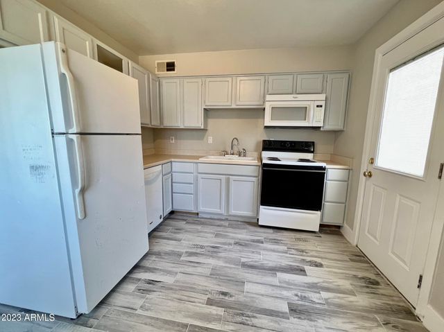 1413 N Jay Street, Chandler, AZ 85225