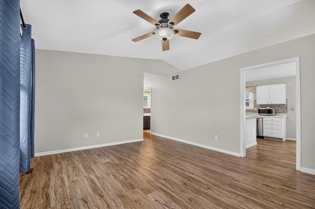 979 Rhyners LANE, Twin Lakes, WI 53181