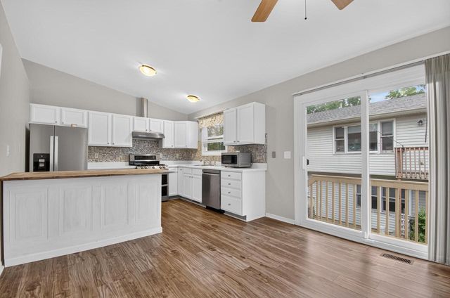 979 Rhyners LANE, Twin Lakes, WI 53181
