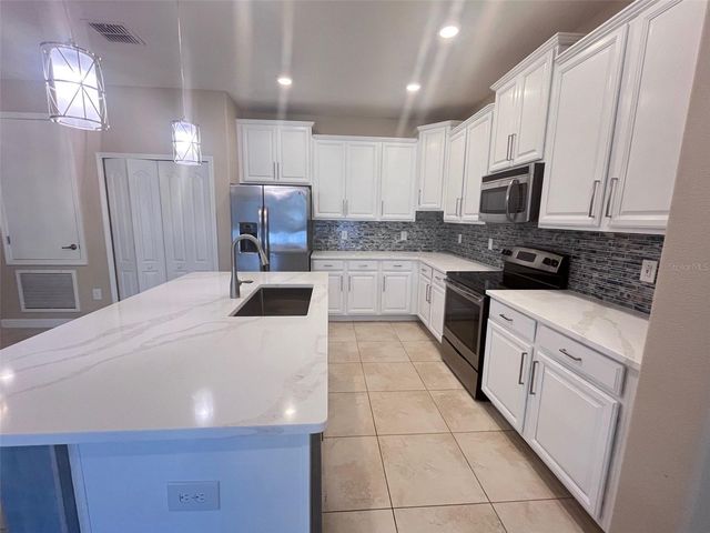 15150 EVERGREEN OAK LOOP, Winter Garden, FL 34787