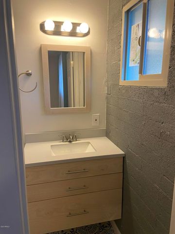 803 W 18th Street, Tempe, AZ 85281