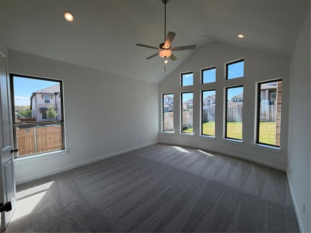 101 Gibbs DR, Liberty Hill, TX 78642