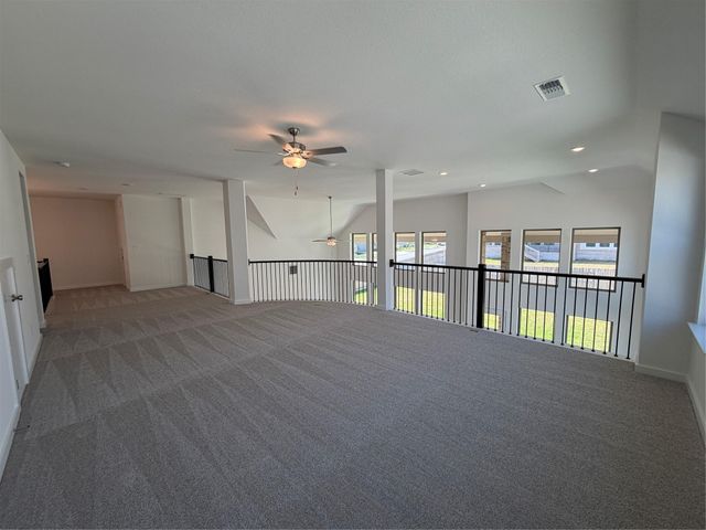 101 Gibbs DR, Liberty Hill, TX 78642