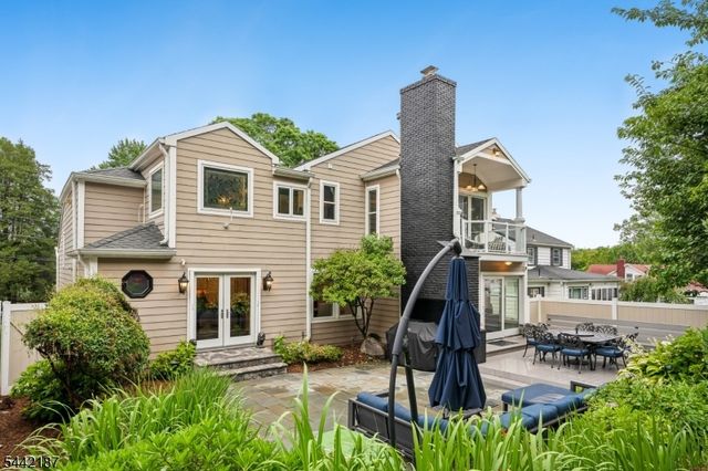 10 Fairway Ave, West Orange Twp., NJ 07052