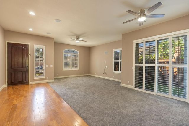 1153 E Milgeo, Ripon, CA 95366