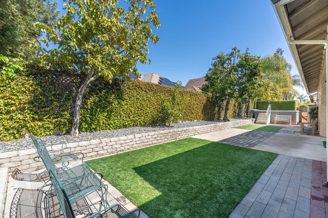 1153 E Milgeo, Ripon, CA 95366