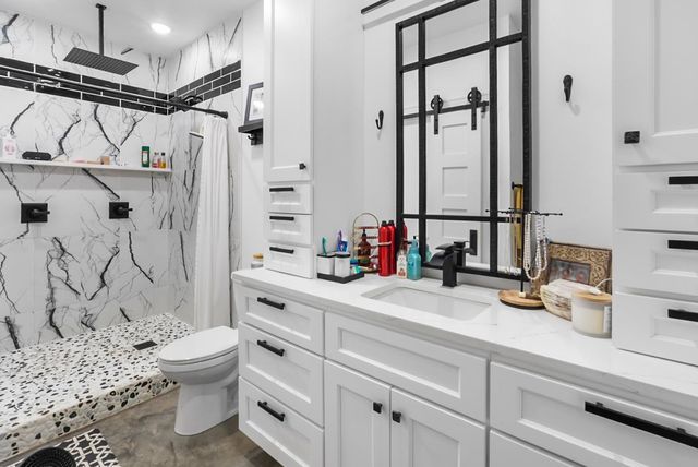 5795 Iron Mountain Road, Mountain View, AR 72560