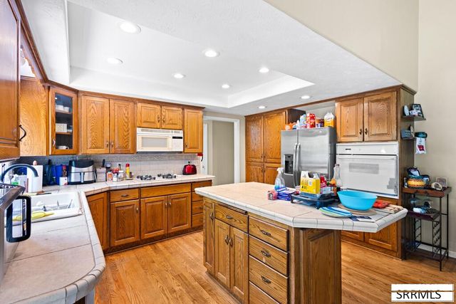 2899 Glenwood Drive, Idaho Falls, ID 83404