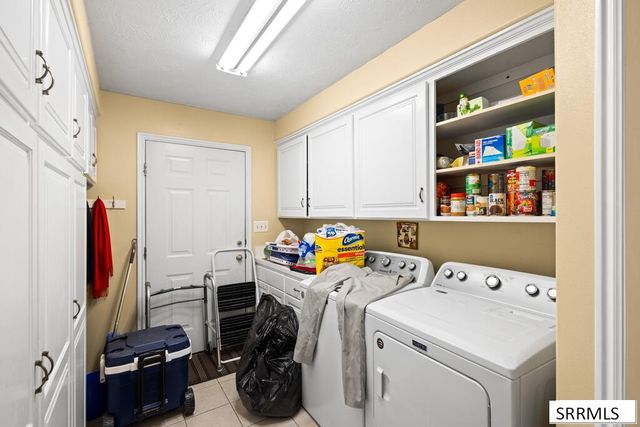 2899 Glenwood Drive, Idaho Falls, ID 83404