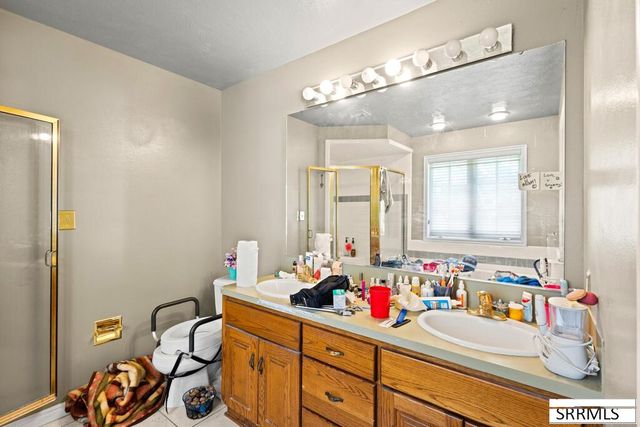 2899 Glenwood Drive, Idaho Falls, ID 83404